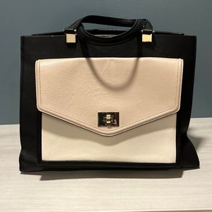 Black Kate Spade bag